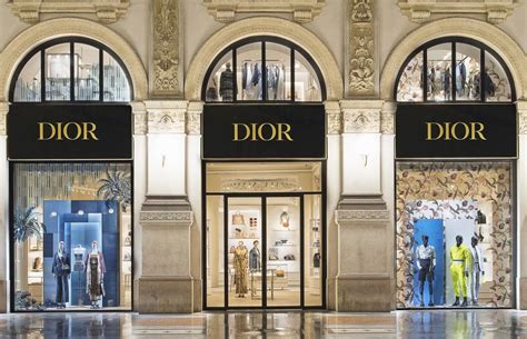 dior milano boutique|Dior sito ufficiale italia.